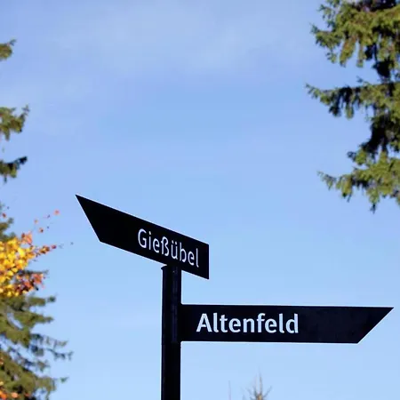 Sunlit Retreat With Garden * Altenfeld (Thuringia)