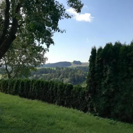 Sunlit Retreat With Garden * Altenfeld (Thuringia)